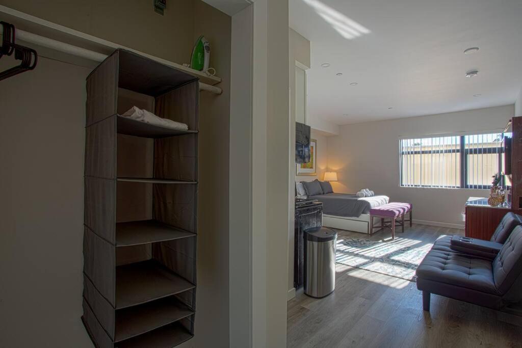 Luxurious Furnished Studio W Full Kitchen In Sd San Diego Extérieur photo