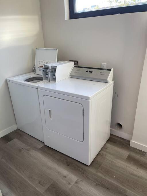 Luxurious Furnished Studio W Full Kitchen In Sd San Diego Extérieur photo